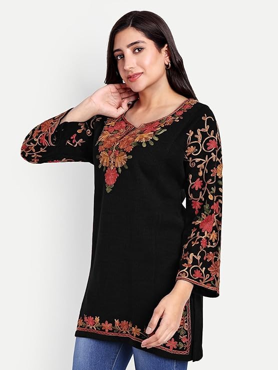Image of HAUTEMODA Women Woollen Short Kashmiri Embroidery Phiran Kurta
