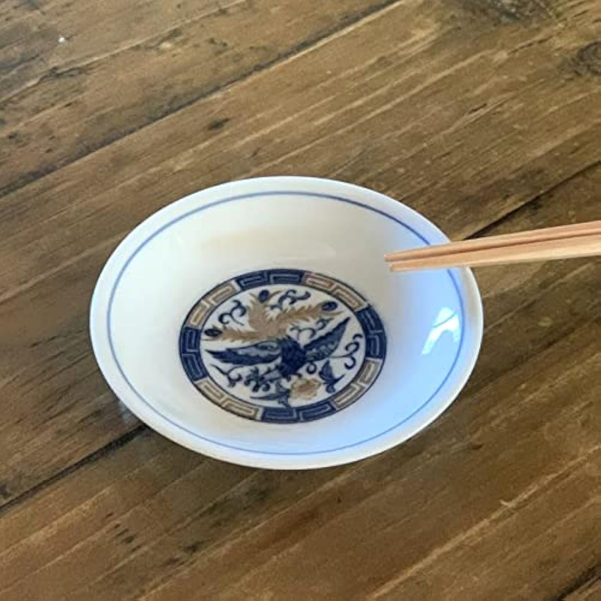 激安店舗 東京 アウトレット セール 小皿 染付 中華食器 豆皿 醬油皿 染付鳳凰模様 日本製 薬味皿 おしゃれ お皿 皿 食器 プレート オシャレ 陶器 美濃焼 かわいい 取り皿 サラダ皿 ケーキ皿 デザート皿 副菜皿 カフェ風 モダン食器 新生活 おうちごはん Sdgs