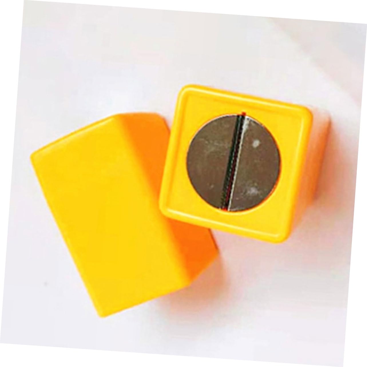 3pcs Blades Recycling Case for Safe Disposal of Used and Rusty Blades Portable Container Compact and Sturdy Design for User Safety