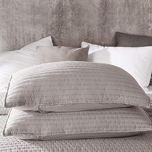 Kasentex Quilt-Bedding-Coverlet-Blanket-Set, Machine Washable, Ultra Soft, Lightweight, Stone-Washed, Detailed Stitching - Solid Color (Camel, Oversized Queen + 2 Shams) #TOP4