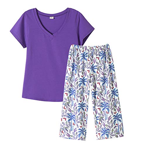 Image of YIJIU Women Soft Comfy Pajamas Cute Cat Short Sleeve Capri Pants PJS Set