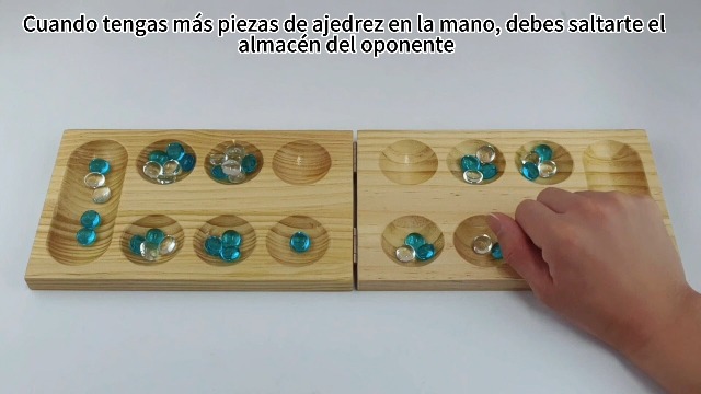 Juego Mancala Hus Bao Classic - Madera Maciza Alemana, Con 64 Piedras Preciosas, Bolsa Y Guía, Estrategia Para 2