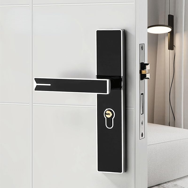 Serrure de porte de chambre pour préserver le sommeil de bébé