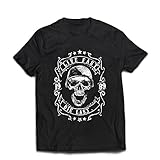 ENCAJAN COMO UN GUANTE - Estamos en Europa, y las camisas vienen en tallas europeas. Nuestros tees son un ajuste regular. Pida una camisa más grande si está entre tallas. Nuestras camisetas te quedarán muy bien. En las prendas no blancas, puede haber un ligero residuo del líquido de pretratamiento utilizado en el proceso de impresión. Esto es completamente normal y se elimina con el primer lavado. También ofrecemos camisas de manga larga, chalecos y sudaderas con capucha.