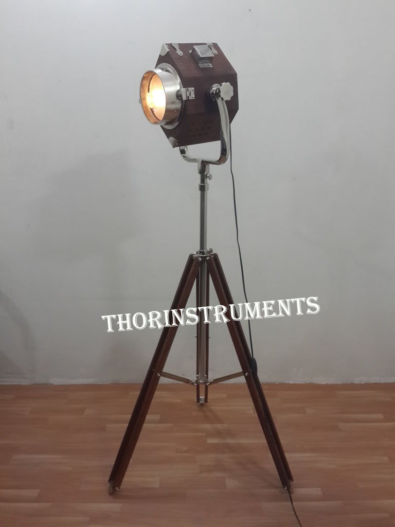 THOR INSTRUMENTS Photography Studio Wood Spot Light Low Floor Tripod Stand Rustic Vintage Home Decor Gifts