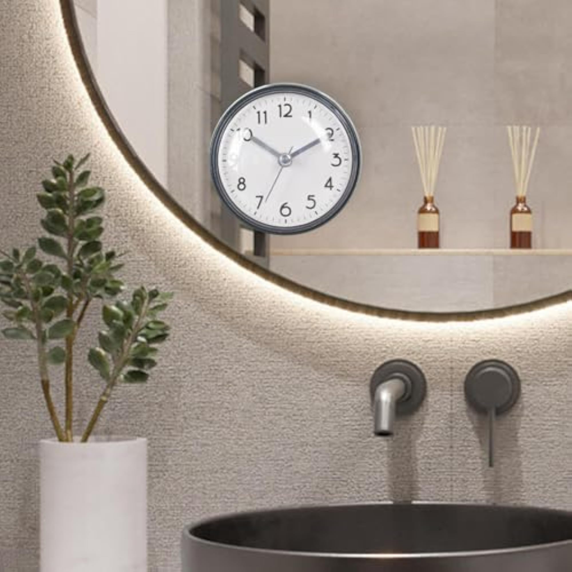 Waterproof Suction Cup Wall Clock, White and Green