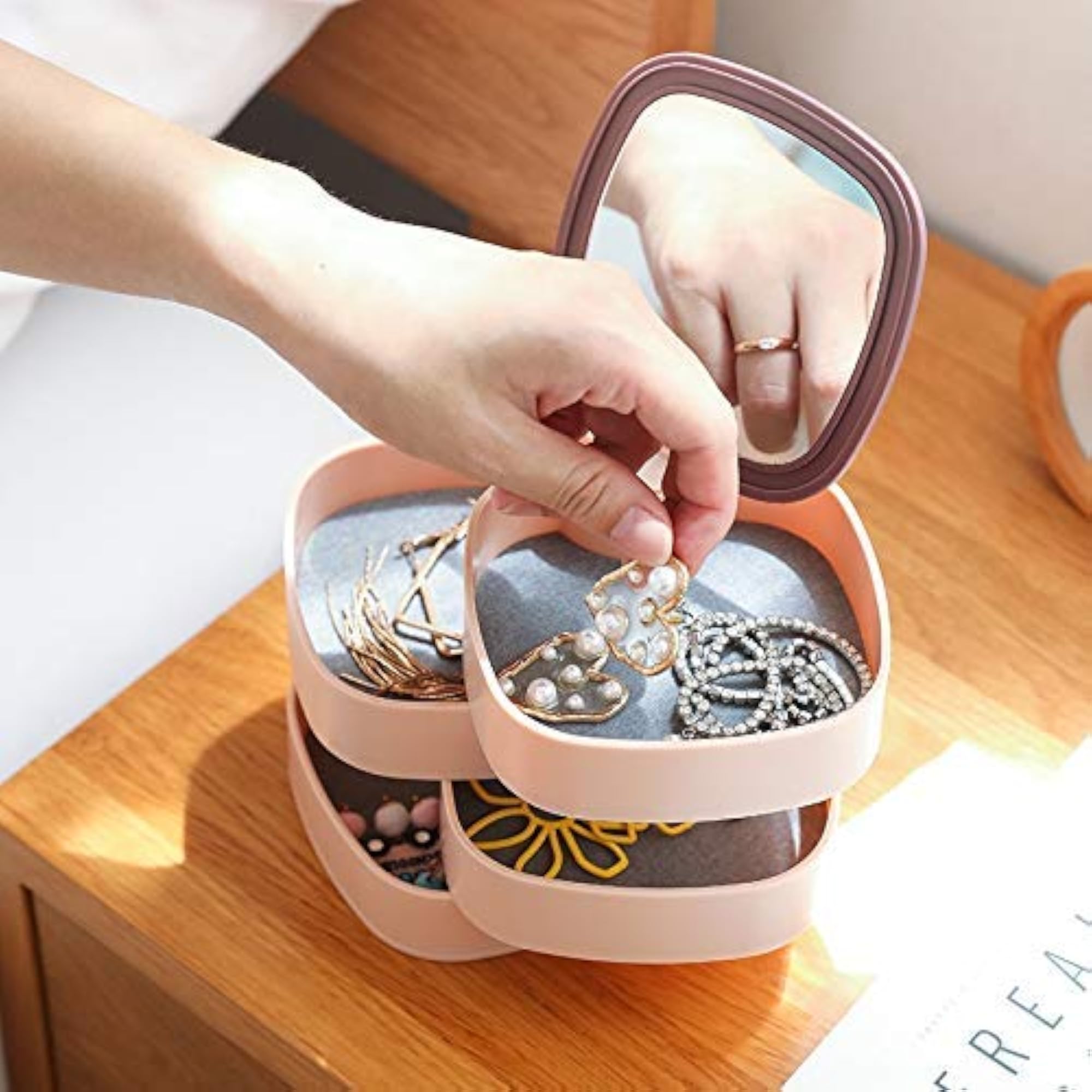 PU Leather Small Jewelry Box for Travel