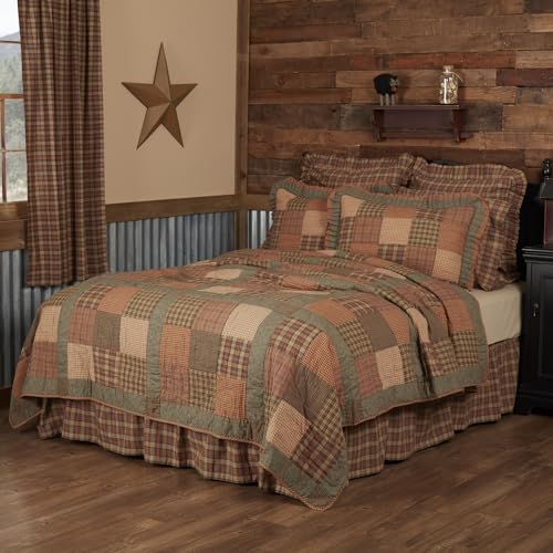 VHC Brands Crosswoods 3 Piece Quilt Set (1 Queen Quilt, 2 Standard Shams)