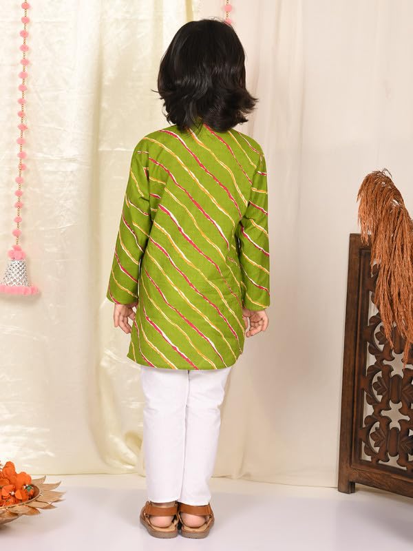 Cotton Baby Boys Sanganeri Lehariya Printed Kurta Set and White Pyjama with Elastic Closure3