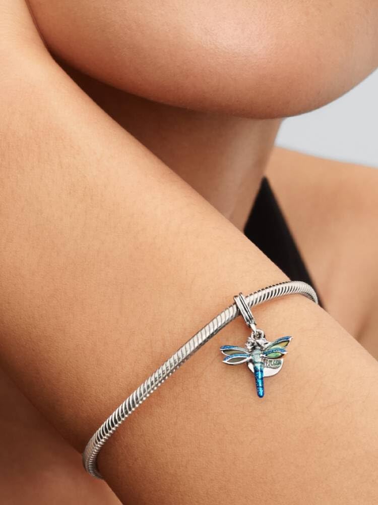 PANDORA Moments 793745C01 - Ciondolo a forma di libellula in argento sterling con zirconi, compatibile Moments e ME Braccialetti, 4,6x14,7x16,1 mm, Argento sterling, Zirconia cubica