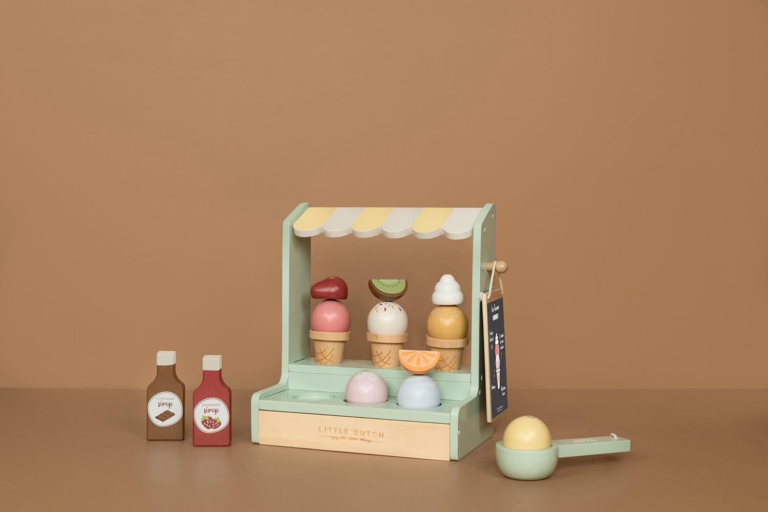 Little Dutch Eisstand Eisdiele aus Holz mit EIS, Eishörnchen und Toppings 18-teilig Set