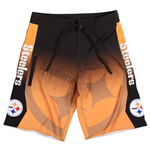 Pittsburgh Steelers Gradient Board Short Small 30