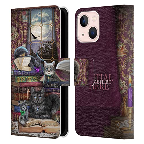 Head Case Designs Licenza Ufficiale Personalizzata Personale Brigid Ashwood Libri E Gatti Storytime Nome E Iniziali Custodia Cover in Pelle a Portagoglio Compatibile con Apple iPhone 13 Mini