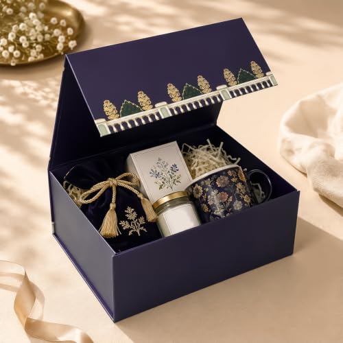 Image of Kura by Ekhasa Large Foldable Gift Box (26.5 x 21 x 11 cm)
