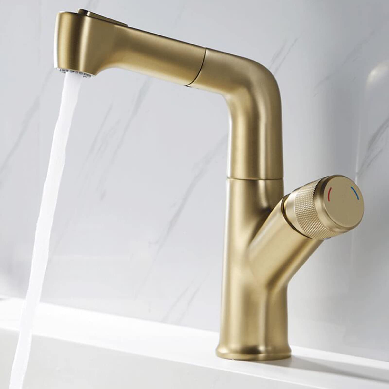 Mitigeur de lavabo avec douchette extractible pour nettoyer facilement les recoins du bassin