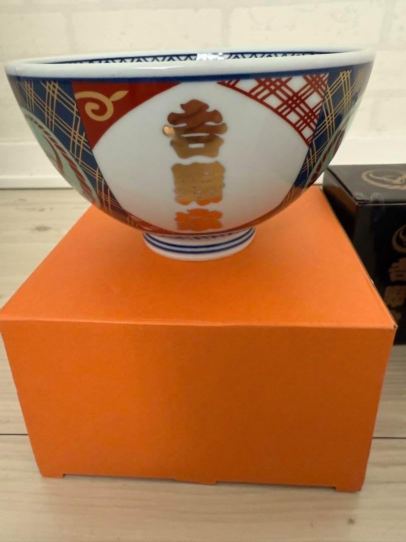 どんぶり金文字 湯のみ 、茶碗、れんげ、箸セット Amazon｜吉野家