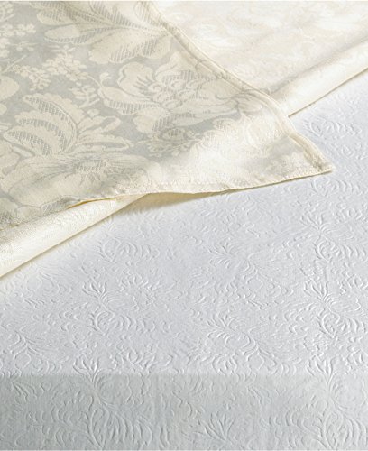 Newbridge Cut to Fit Vinyl Table Pad 52X144