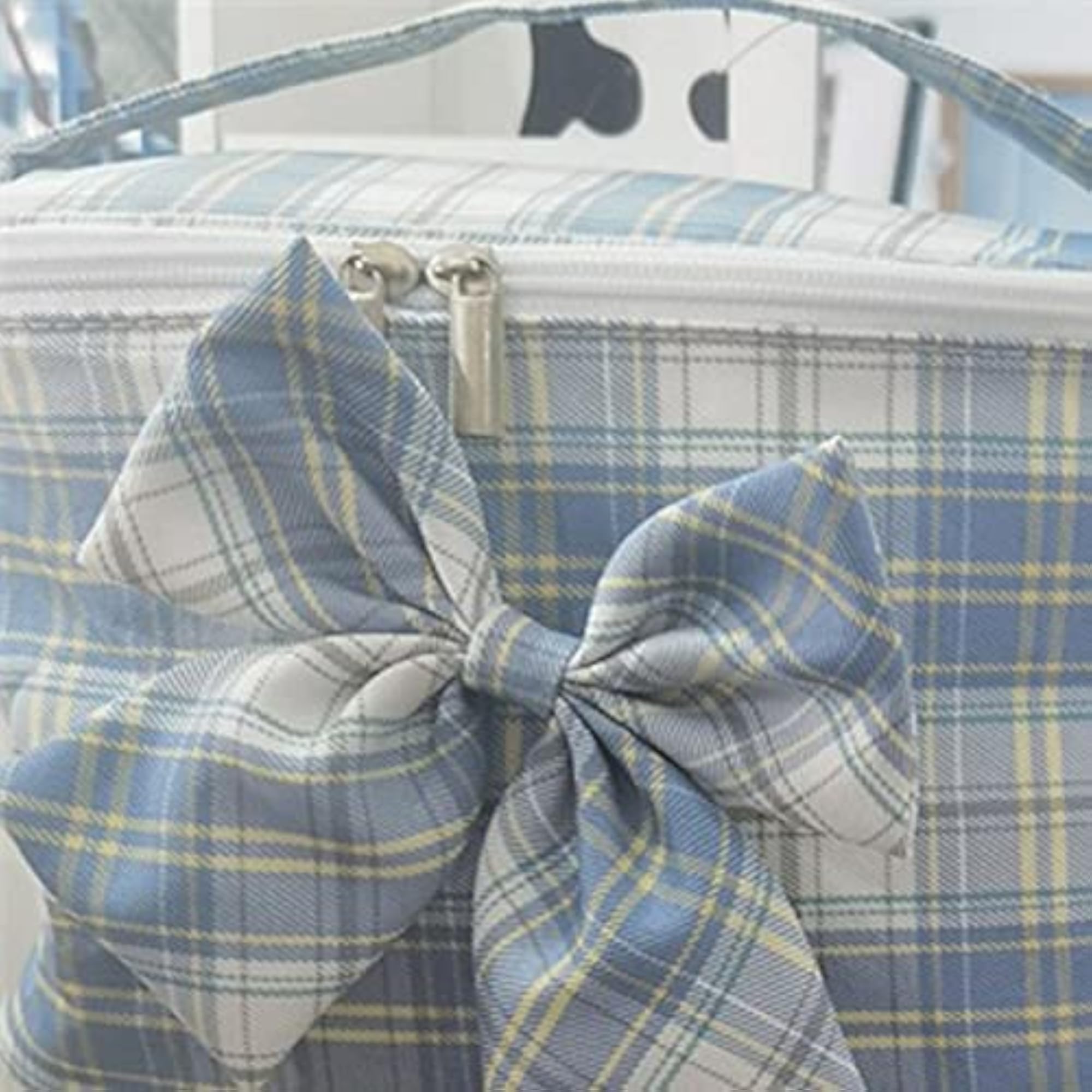 Cute Portable Large-Capacity Travel Makeup Bag