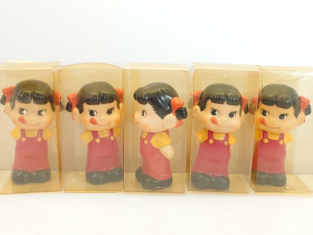 昭和レトロ非売品不二家 お座り ペコちゃん ソフビ 人形