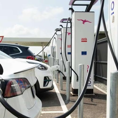 France Supports European EV Batteries, European Markets Climb, Germany Launches Civil Protection Pact, Credit Agricole Fined for Tax Fraud, and more... Podcast Por arte de portada
