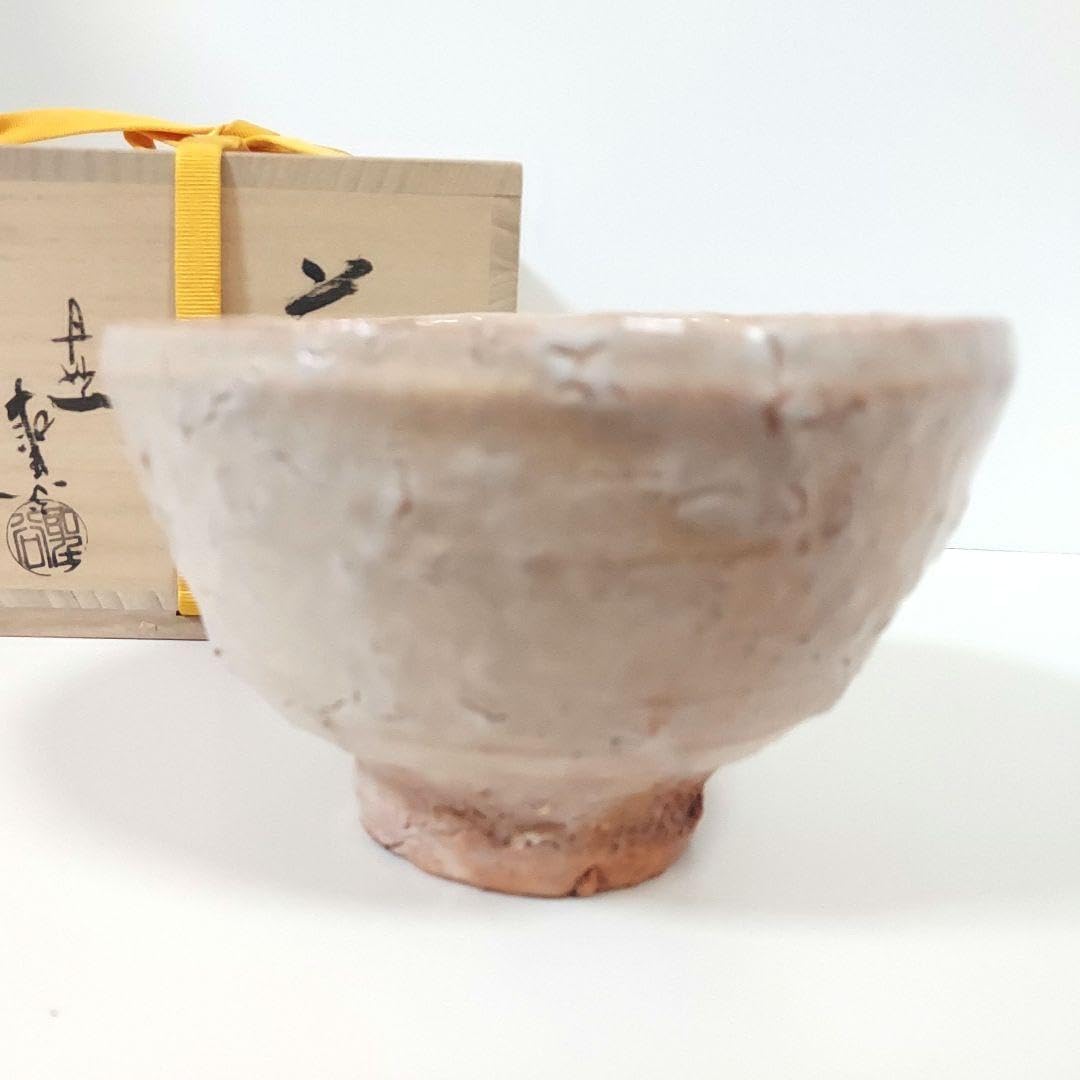 萩焼　大井戸茶碗 　抹茶茶碗　丹妙山　宇田川聖谷造　木箱付き 萩焼 大井戸茶碗 抹茶茶碗 茶道具 丹妙山 宇田川聖谷造 木