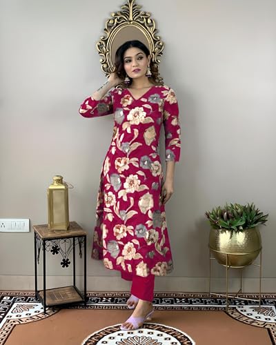 Image of GoSriKi Women's Cotton Blend Printed Kurta with Pant