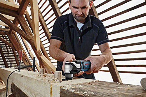 Bosch Professional Multi-Cutter GOP 55-36 (Starlock-Werkzeugaufnahme, Leistung 550 Watt, inkl. 9x Tauchsägeblatt, 25x Schleifpapiere, 2x Segmentsägeblatt, 1x Schleifplatte, L-BOXX)