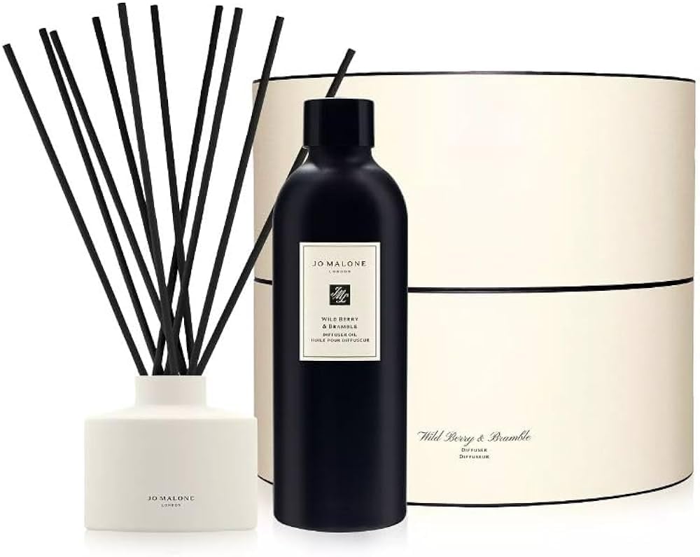 【JO MALONE】ワイルドベリー＆ブランブルタウンハウスキャンドル【新品】 ワイルド ベリー & ブランブル タウンハウス ディフューザー