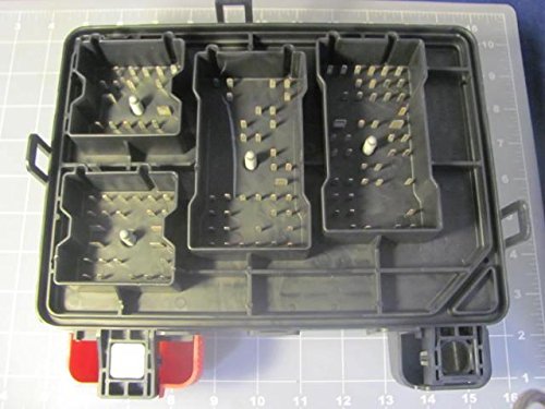 General Motors 25841829 Main Wiring Junction & Fuse Block T13333