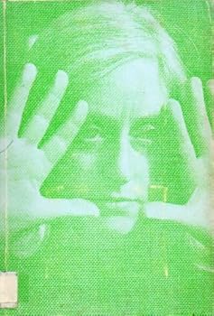 Paperback Alcoholism in women (Topics in human behavior series) Book