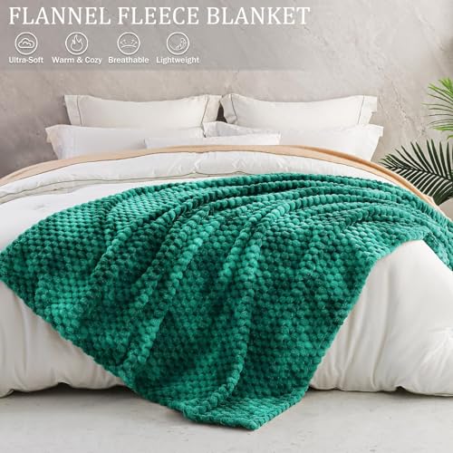 Image of Exclusivo Mezcla 3D Fleece Twin Size Blanket for Bed, Tie-dye Teal | Extra Soft Fuzzy Plush Lightweight Bed Blankets, Cozy Fluffy Decorative Blankets for All Seasons, 90x66 Inches