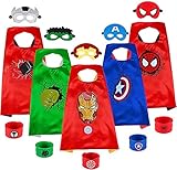【Los mejores regalos para niños y niñas】 En comparación con otros disfraces para niños, las capas de nuestros niños son más novedosas y de moda, cada una con un sentido de diseño. ¡Se puede usar con cualquier fiesta para satisfacer los sueños heroicos de todos los niños a la vez! El mejor regalo para niños de 3 4 5 6 7 8 9 10 11 12 años en Halloween, Navidad, fiesta de cumpleaños, son los disfraces de juegos de rol.
