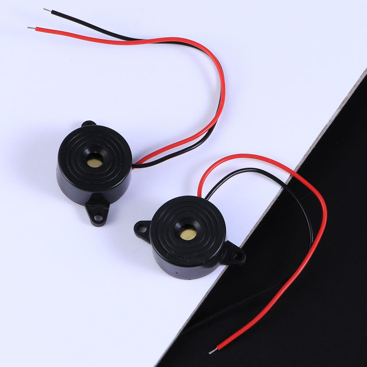 Veemoon 5Pcs High Decibel Piezo with Wire Leads Compact Electronic Alarm for Automotive Printers and More Sensitive Alarm Ringer for Various Applications