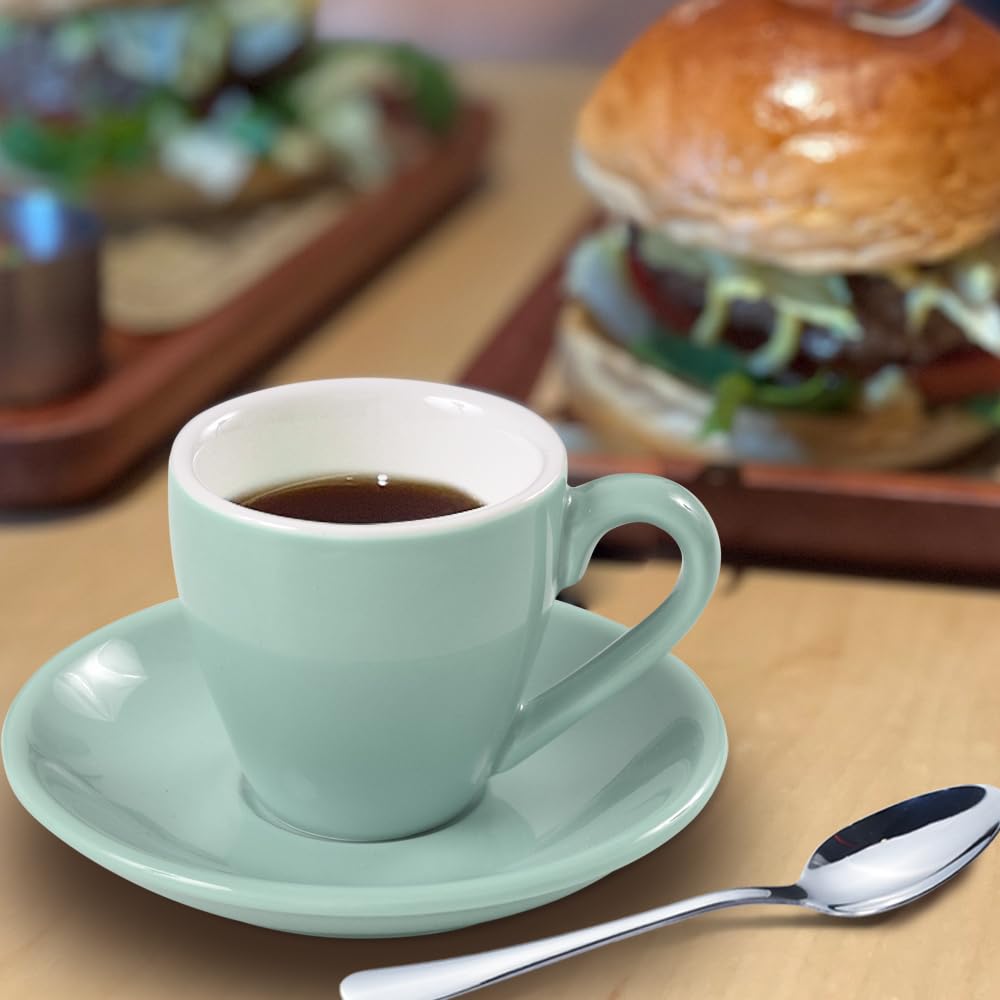 homEdge Juego de 4 tazas de café expreso de porcelana con platillos y cucharas, 80 ml, color verde menta