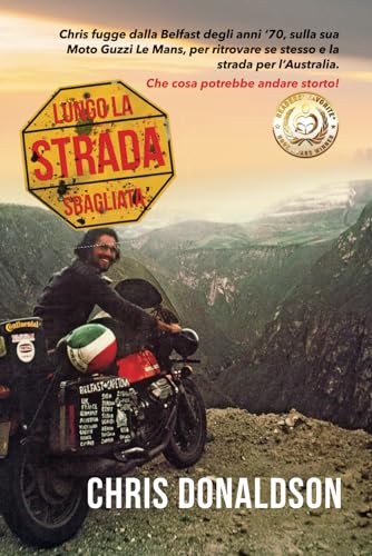 Lungo la Strada Sbagliata: In posa sulla moto nel porto di Città del Capo con il Seltrust Endeavor alle mie spalle