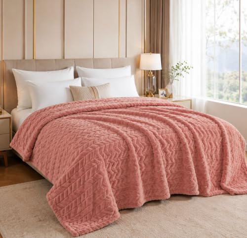 Image of VAS COLLECTIONS 280 GSM Premium Plush Blanket for Double Bed, Soft Warm Cozy Blanket, Ultra Soft Luxury Fleece Blanket, Comfortable Winter Bed Cover, 85 x 90 Inches (216 x 229 cm) - Blush Pink