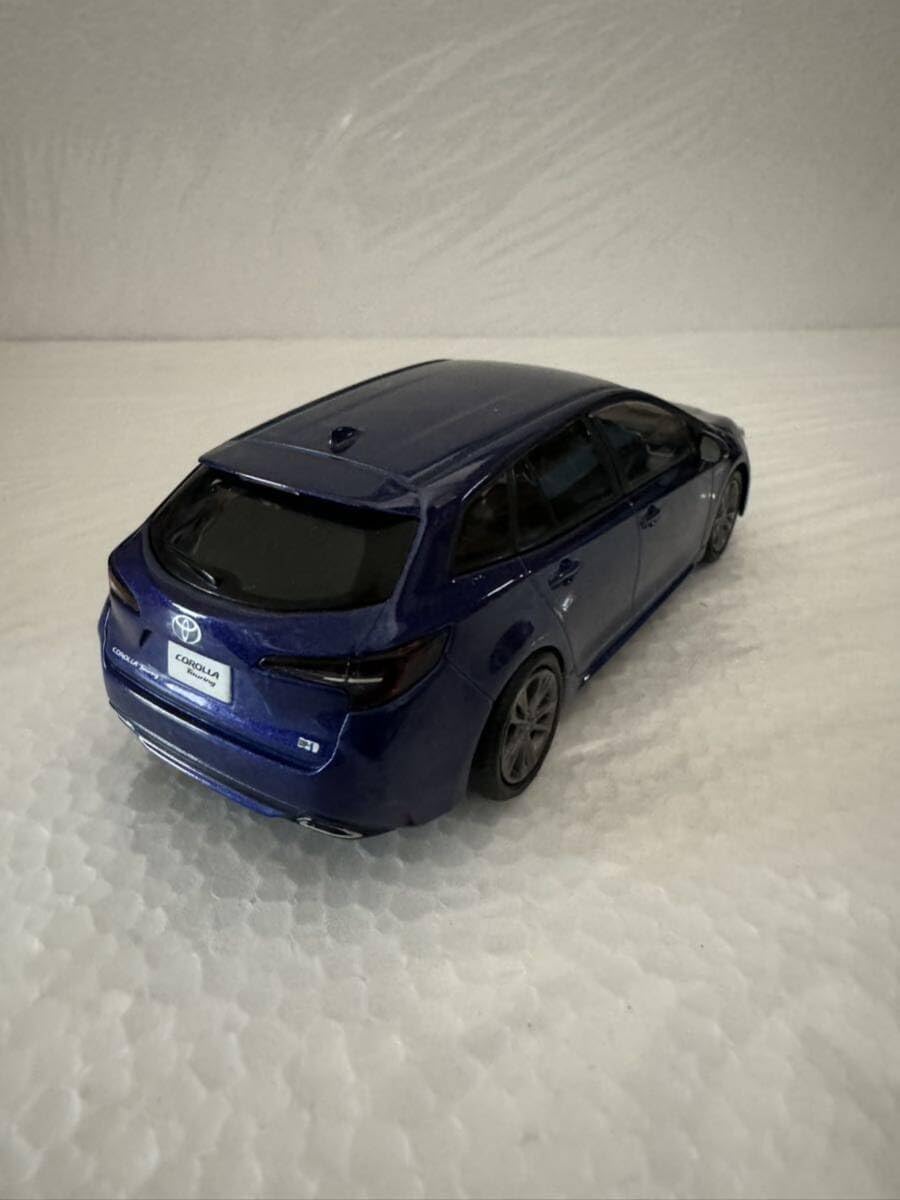 1/30 トヨタ 新型カローラツーリング カラーサンプル 非売品