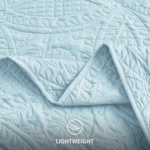 Love's cabin California King Size Quilt Set Spa-Blue Bedspreads - Soft Summer Lightweight Polyester Bedspread- Modern Style Coin Pattern Coverlet for All Season - 3 Piece (1 Quilt, 2 Pillow Shams)