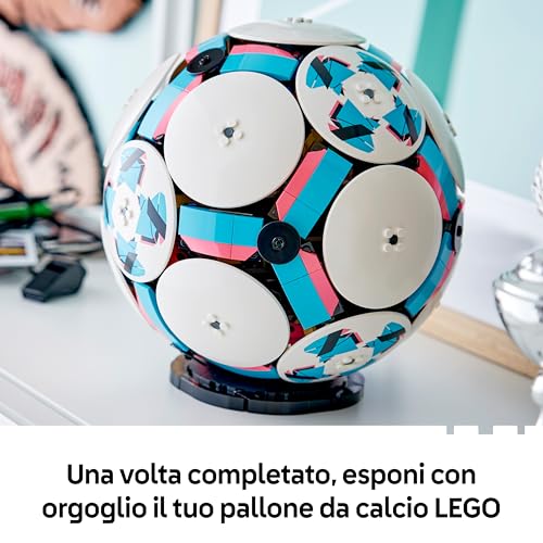 Editions Pallone da Calcio Giocattolo - Kit di Modellismo 3D con Mini-Stadio Interattivo - Regalo di Compleanno per Bambini e Bambine da 10 Anni in su e per Adulti Amanti dello Sport - 43019 - Lego - Immagine 6