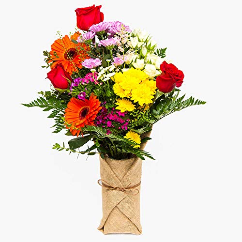 Ramos de flores naturales variado Habana Style - Presentación con tela de yute - Flores frescas - Envío a domicilio 24h GRATIS - Tarjeta dedicatoria incluida - Caja especial para ramos de flores.