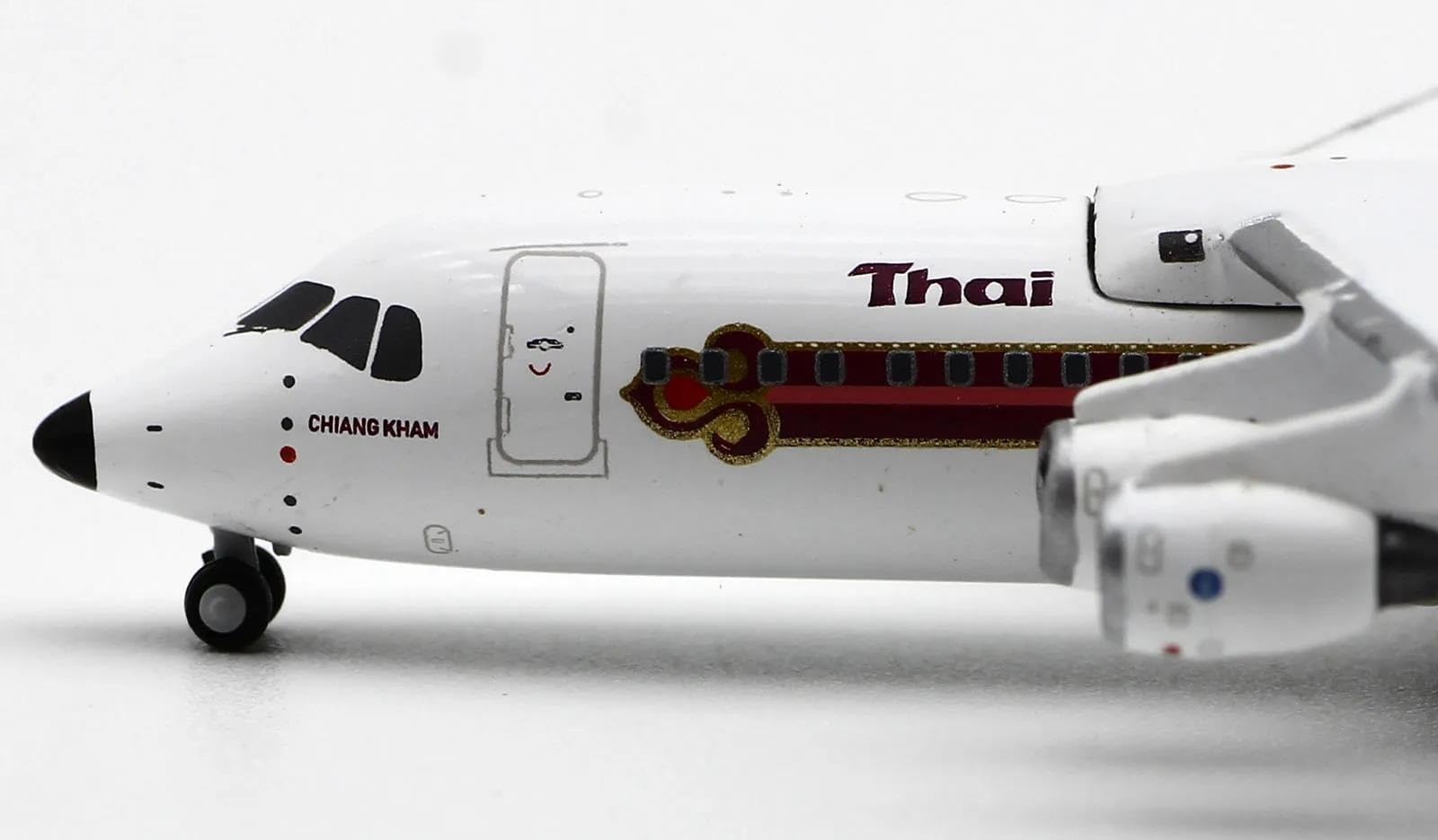 ZWCHGJ aluminiowy samolot kolekcjonerski 1 400 dla THAI AIRWAYS British Aerospace BAE 146-300 odlewany model samolotu HS-TBK Playkits