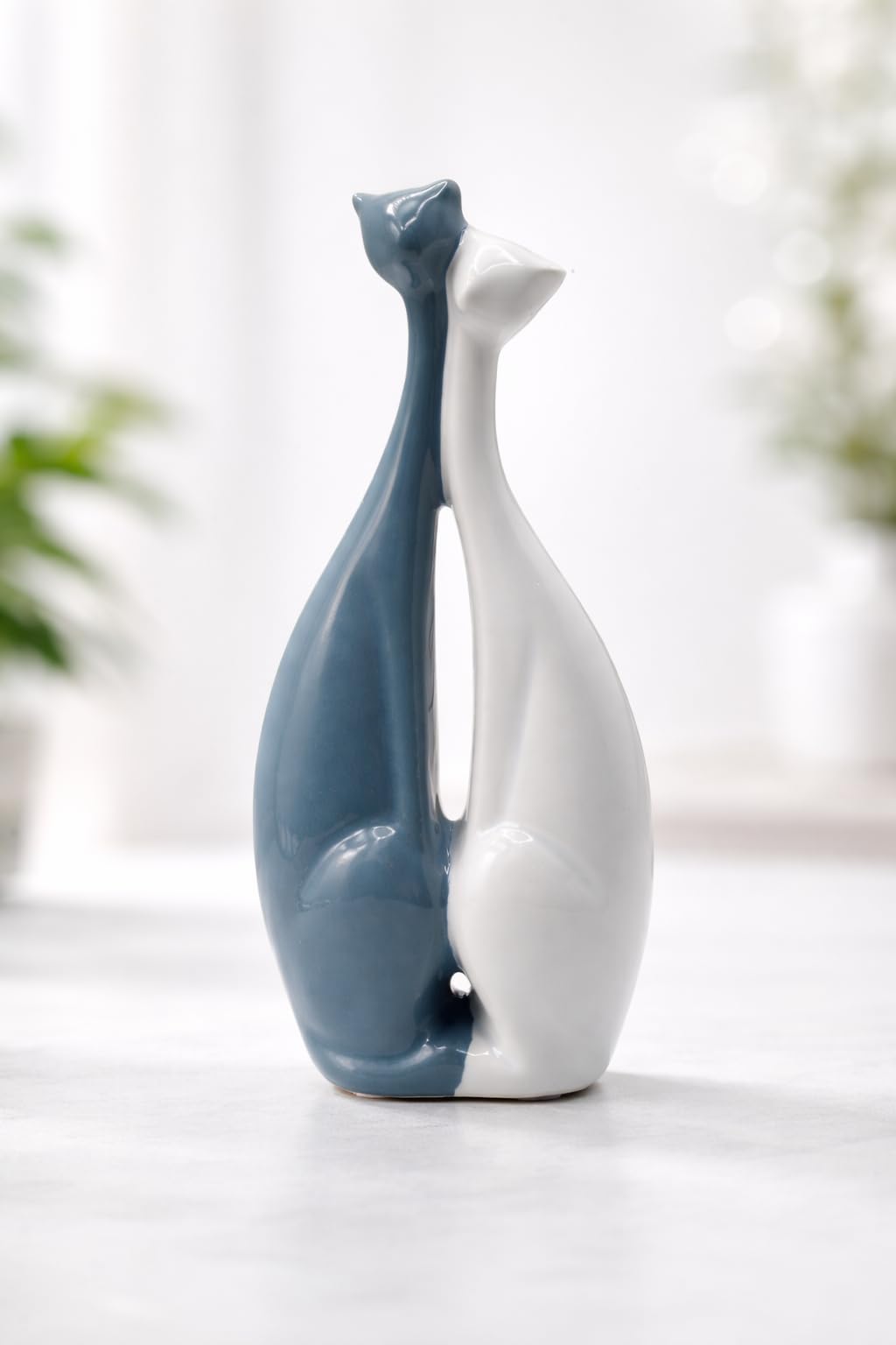 DESIGNO Abstract Twin Cat Figurine Ceramic Statue Ornament for Art Decor Sculpture Display Shelf Blue White Gift Idea