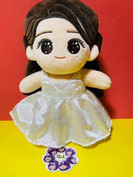 Amazon.co.jp: IU アイユー ドレスユ ぬいぐるみ 20cm 韓国 グッズ 