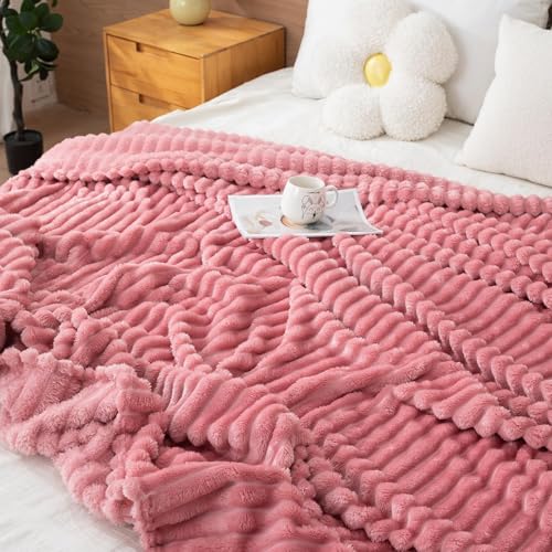 Image of WONJU Ultra Plush Mink Blanket | Soft Warm Fleece Blanket for Double Bed | Luxury Winter Blanket for Bed, Sofa, Couch & Travel | Machine Washable (Pink)