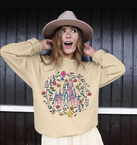 Sfhfy Magic Kingdom Sweatshirt Women Magical Castle Graphic Pullover Shirts Family Vacation Casual Long Sleeve Tops Apricot thumb #2