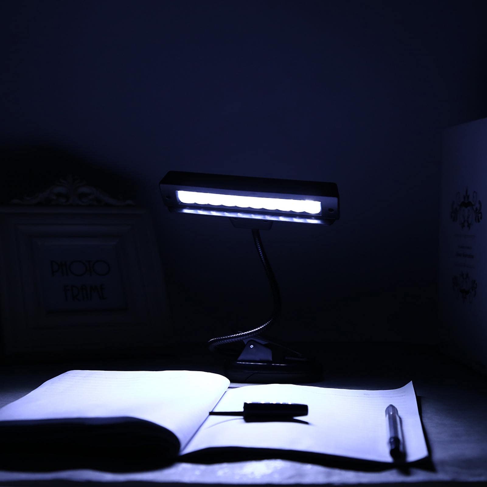 Lampe rechargeable à 10 LED pour pupitre, LED Lumineuse Lampe Piano Clipsable pliable à clipser avec Câble USB-C pour Pupitre Partition et Lecture Livre 110V ~ 220V(1#)