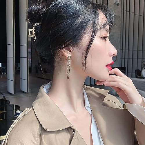 Boucles d'oreilles longues légères pour sublimer vos looks de fête