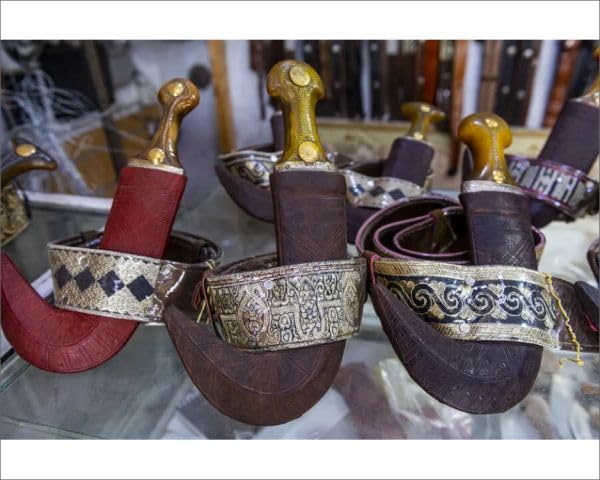 robertharding Store for Daggers (Jambiya) Print, Najran, Saudi Arabia - Print 10"x8" (25x20cm) (24255300)