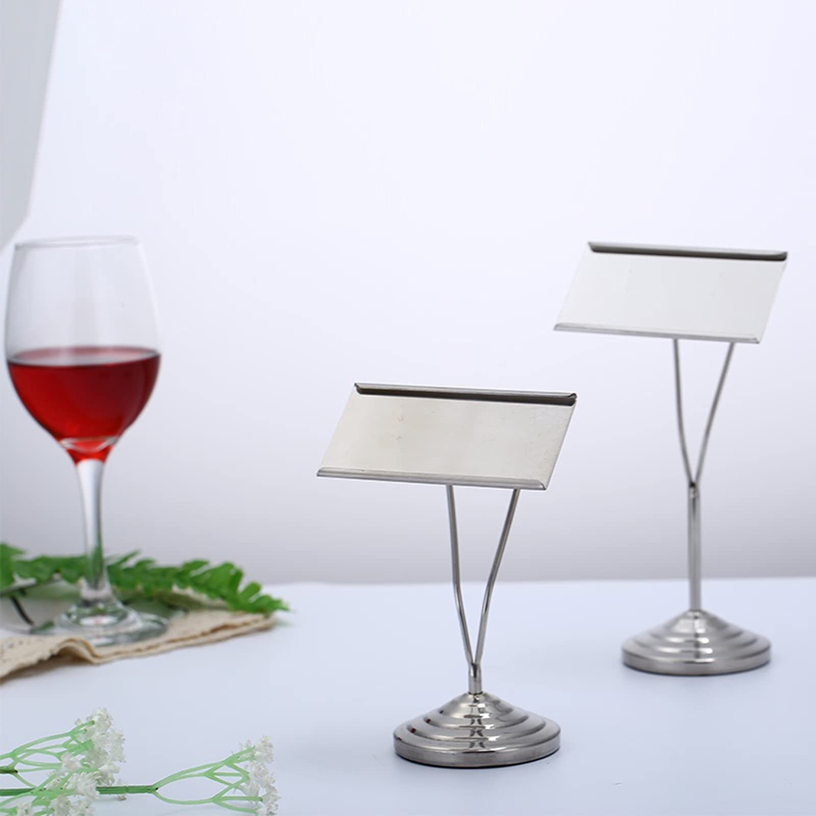 Elegante soporte para tarjetas de visita de acero inoxidable, elegante estante de mesa y soporte para menú, organizador de escritorio profesional para uso doméstico y de oficina, diseño duradero y