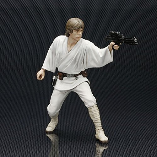 Amazon.com: Kotobukiya Star Wars: Luke Skywalker and Princess Leia